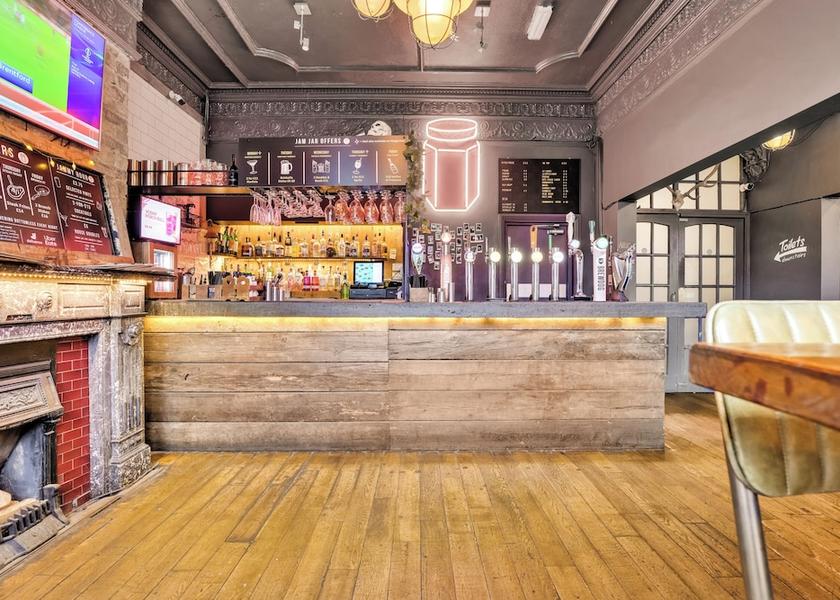 England Newcastle-upon-Tyne Bar (on property)