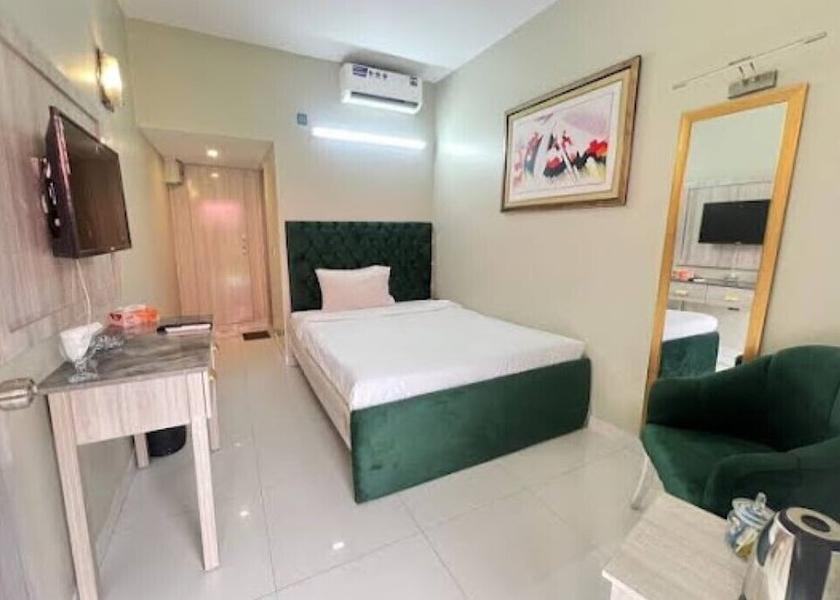 Sindh Karachi Room