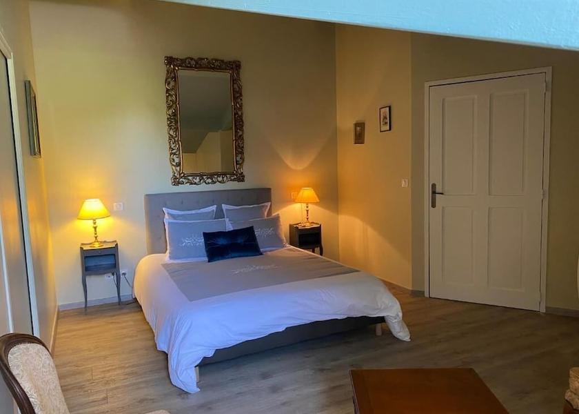 Nouvelle-Aquitaine Villeneuve-sur-Lot Room