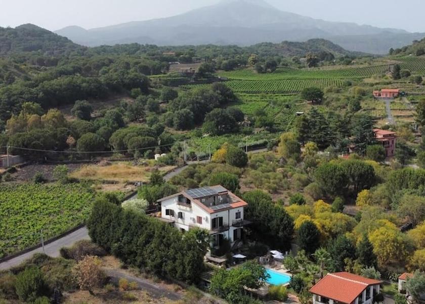 Sicily Nicolosi Exterior