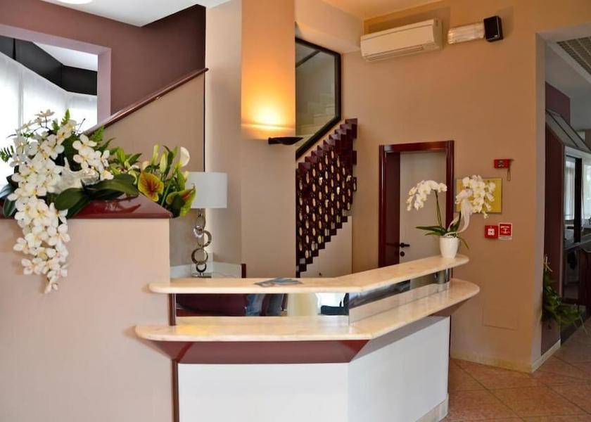 Emilia-Romagna Gatteo Lobby