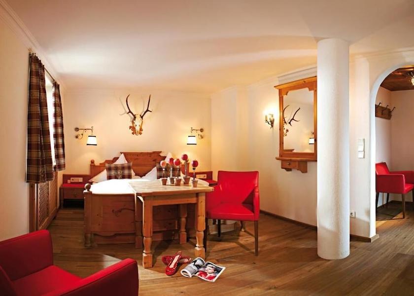 Tyrol Berlin Interior