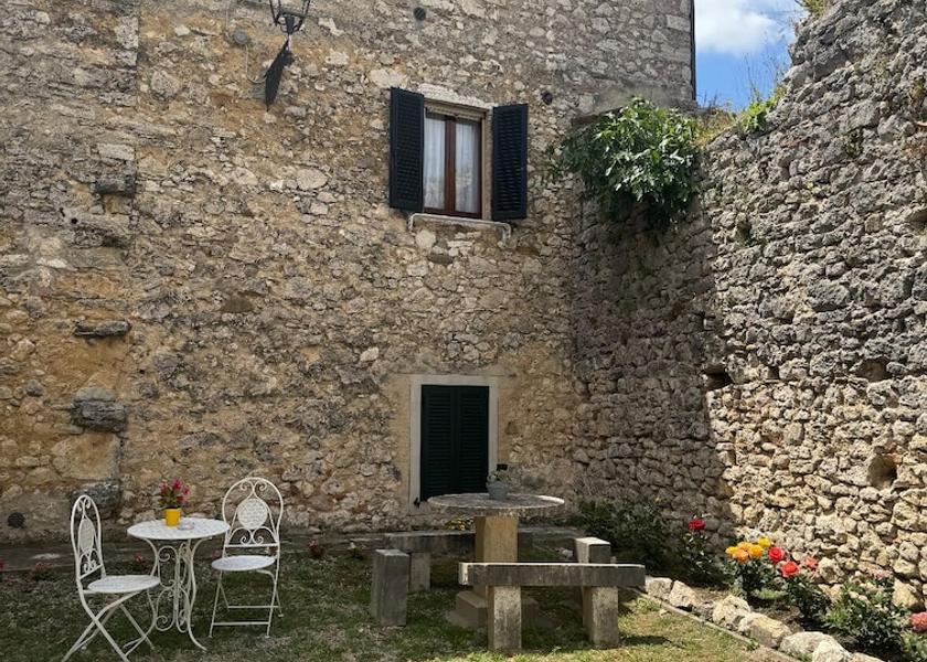 Tuscany Manciano Outdoor dining