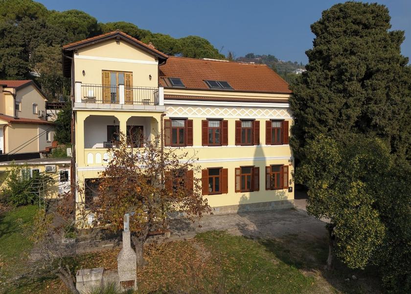  Piran Exterior