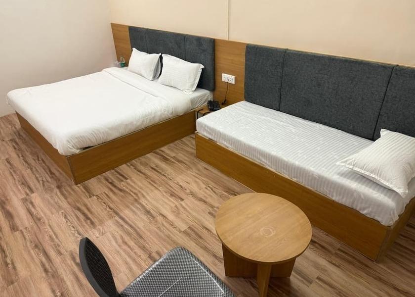 Gujarat Saputara Room