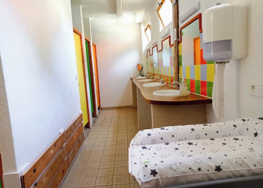 Hauts-de-France Pierrefonds Bathroom