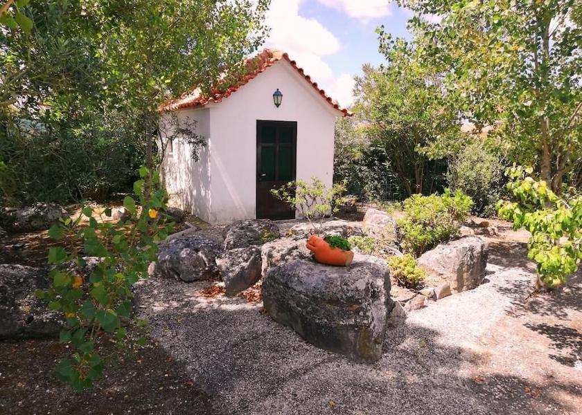  Lourinha Property grounds