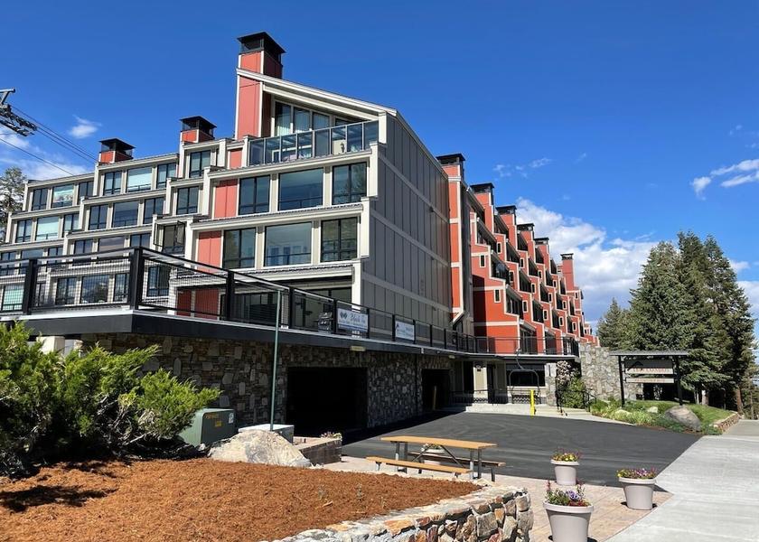 California Mammoth Lakes Exterior