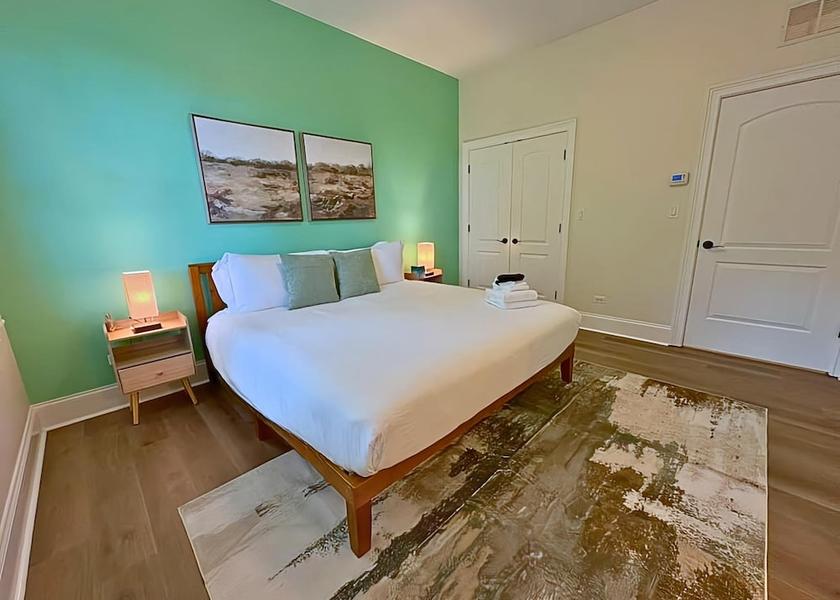 Illinois Evanston Room