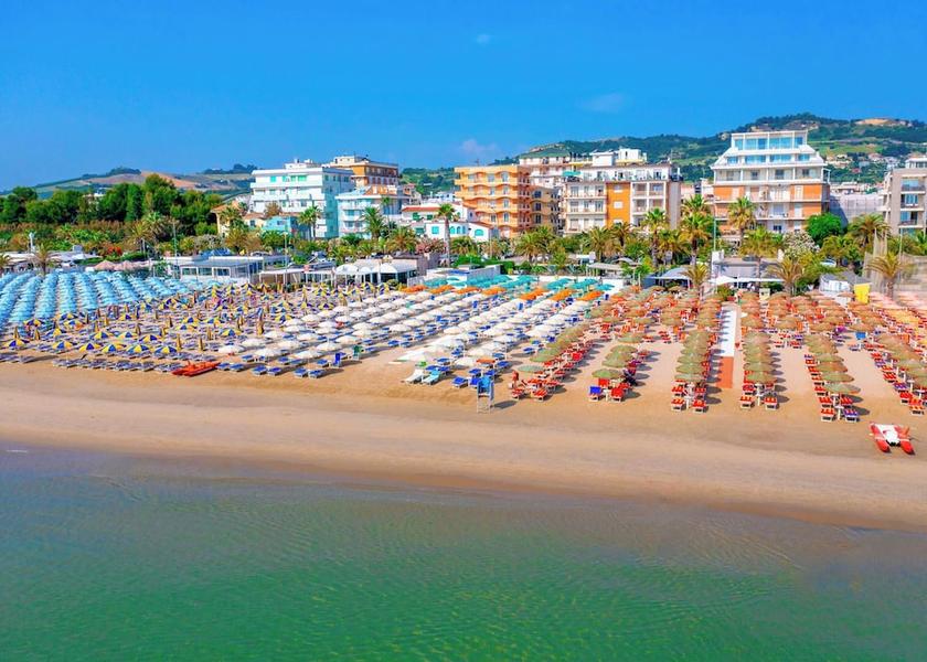 Marche San Benedetto del Tronto Exterior