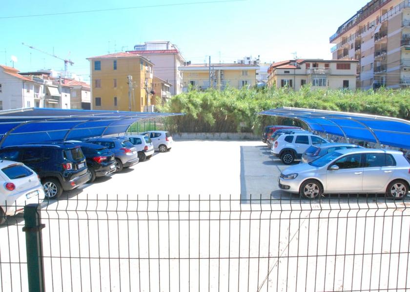 Marche San Benedetto del Tronto Parking