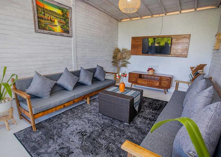 Bali Ceningan Island Living area