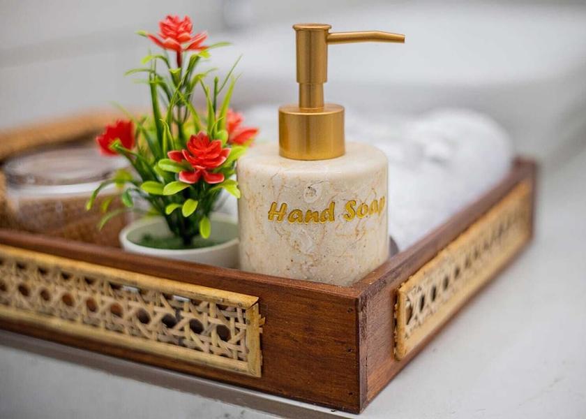 Bali Ceningan Island Bathroom amenities