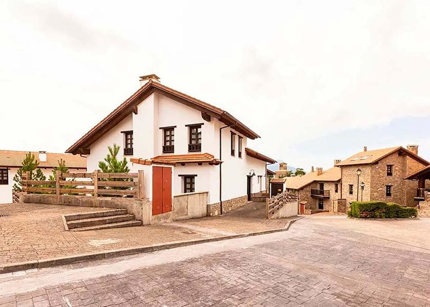 Aragon Jaca Exterior