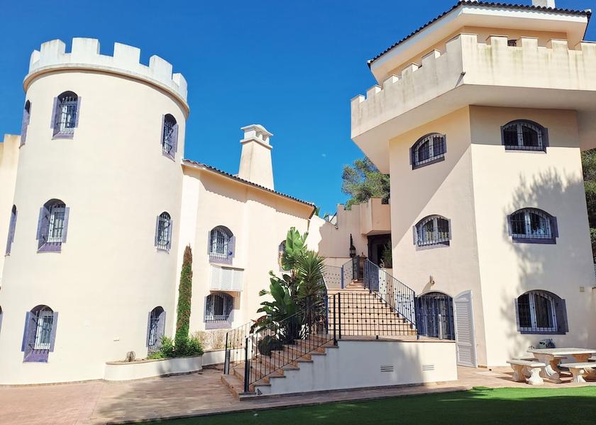 Murcia Cartagena Front of property