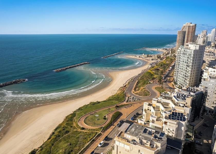 Central Netanya Beach/ocean view