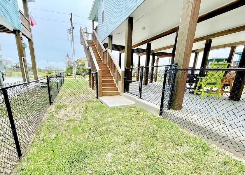 Texas Port Bolivar Property grounds