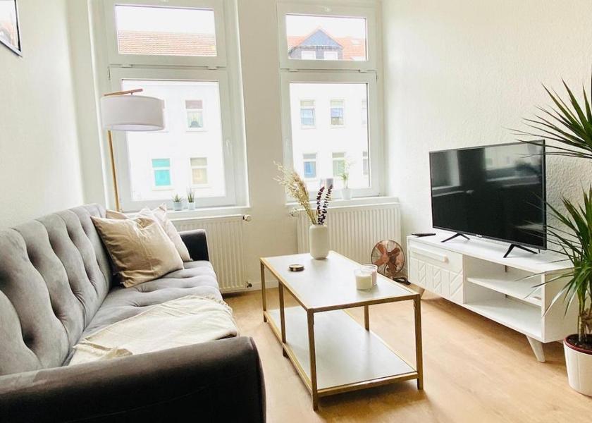 Thuringia Erfurt Shared lounge/TV area