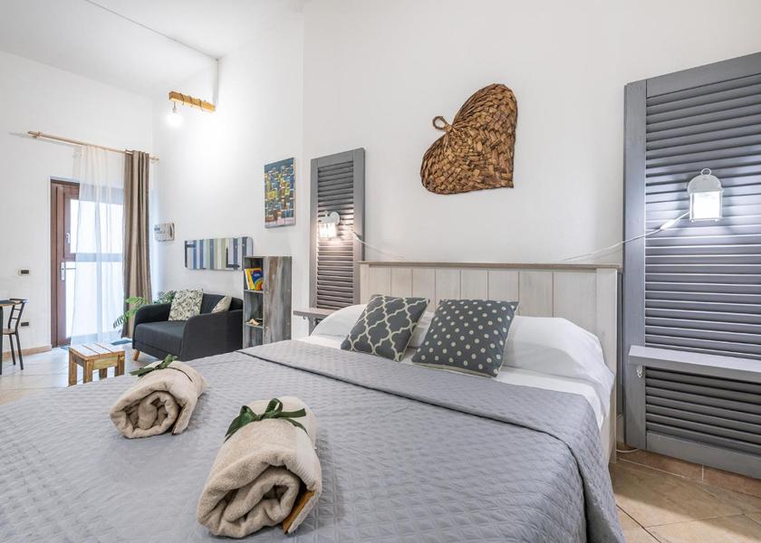 Sardinia Cagliari Double Room with Private Bathroom