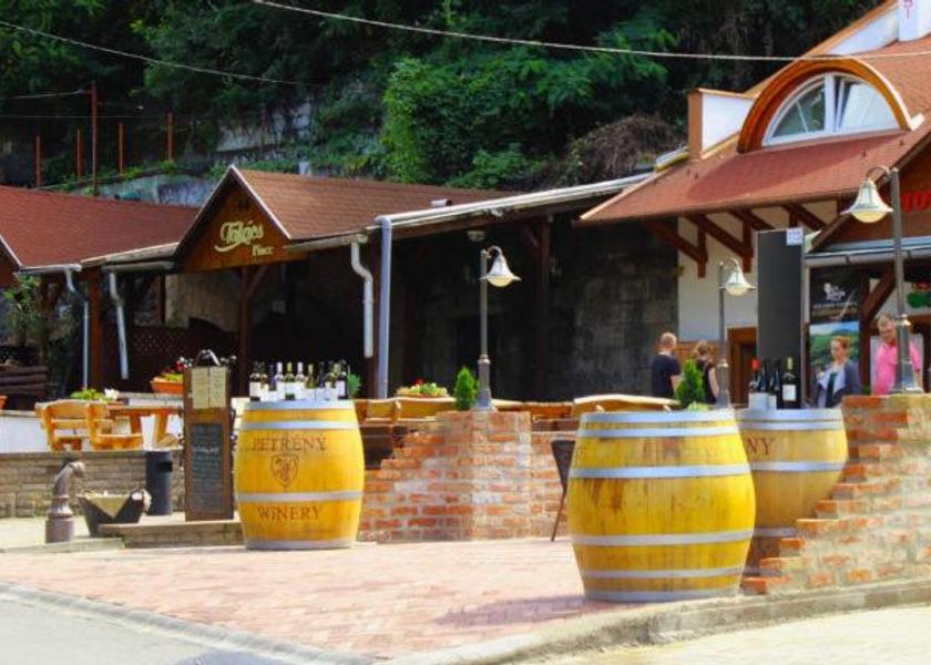 Heves County Eger Attractions