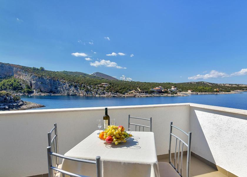 Split-Dalmatia Jelsa 