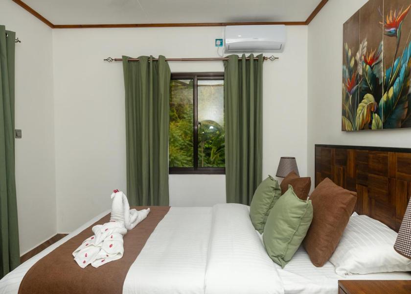West Bengal Praslin Island 