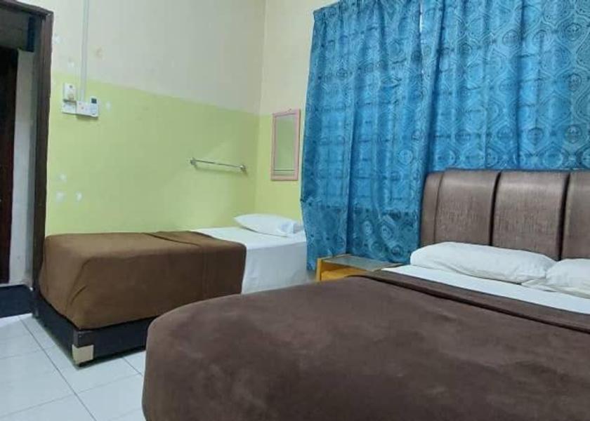 Kelantan Gua Musang Double Room with Private Bathroom