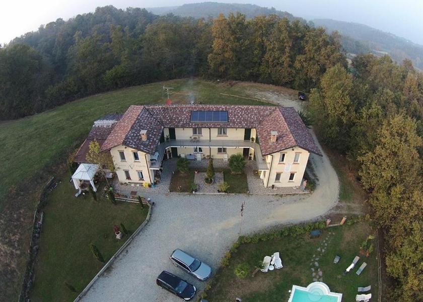 Piedmont Montafia Exterior view