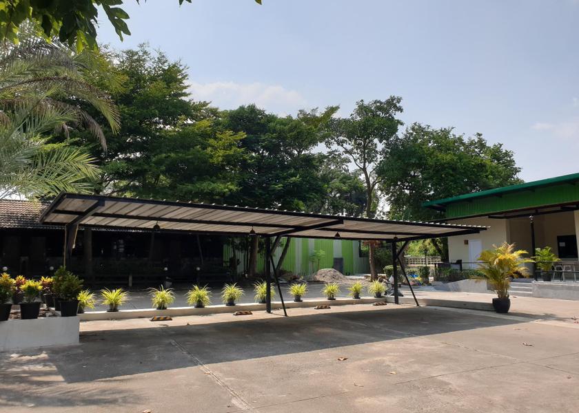 Ratchaburi Province Ratchaburi Parking lot