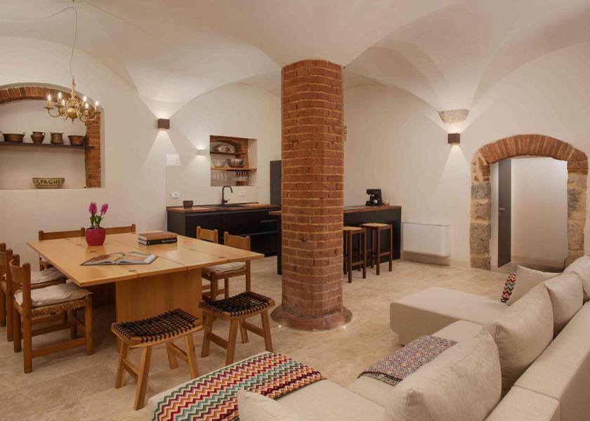 Tuscany Sovicille Shared lounge/TV area