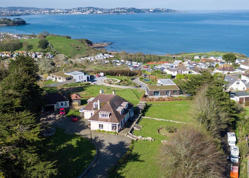 England Paignton Exterior view