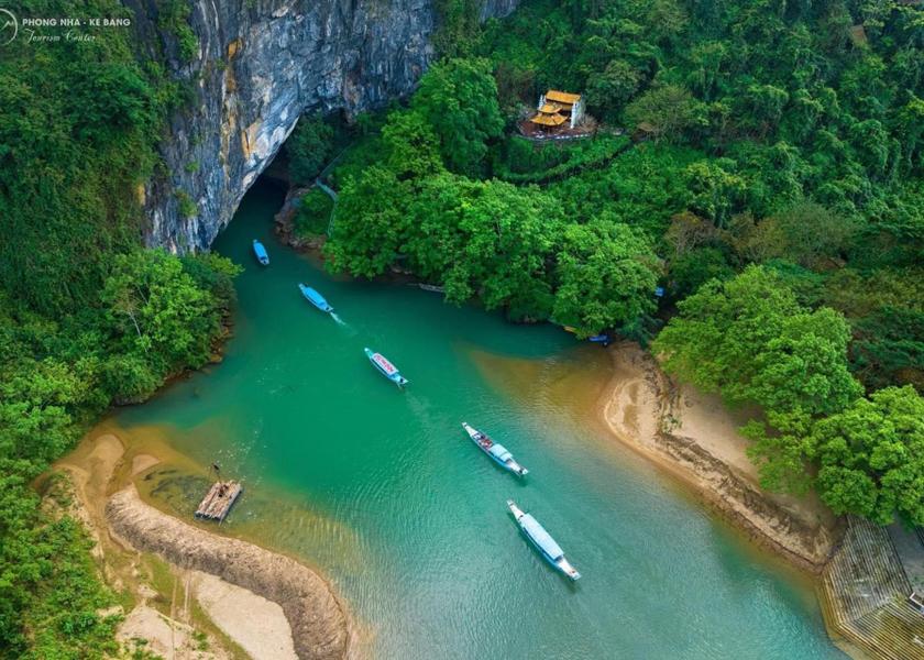 Quang Tri Province Bo Trach Nearby attraction