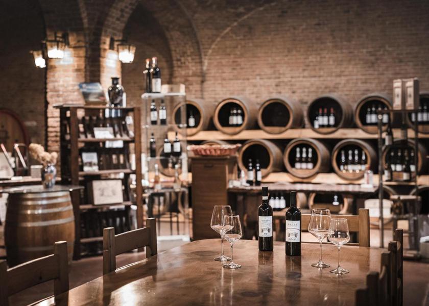 Piedmont Calamandrana Bar/lounge