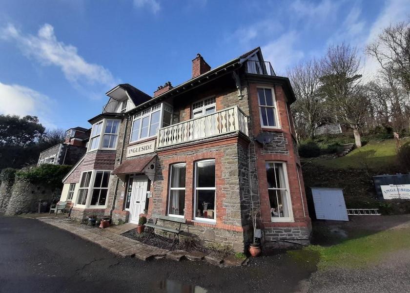 England Lynton 