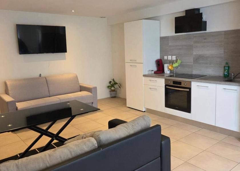 Auvergne-Rhône-Alpes Villeurbanne Family Studio