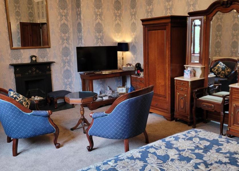 Wales Haverfordwest King Size Luxury Suite