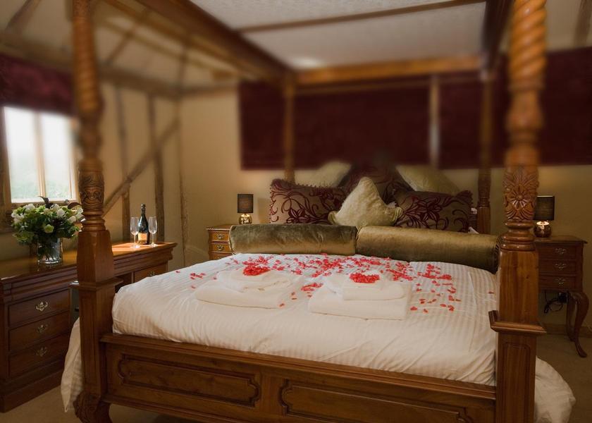 England Ashford Executive Suite
