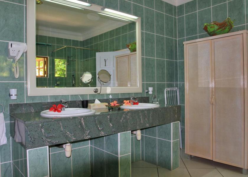  Cerf Island Luxury Double Room