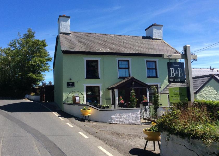 Wales Llanon Exterior view