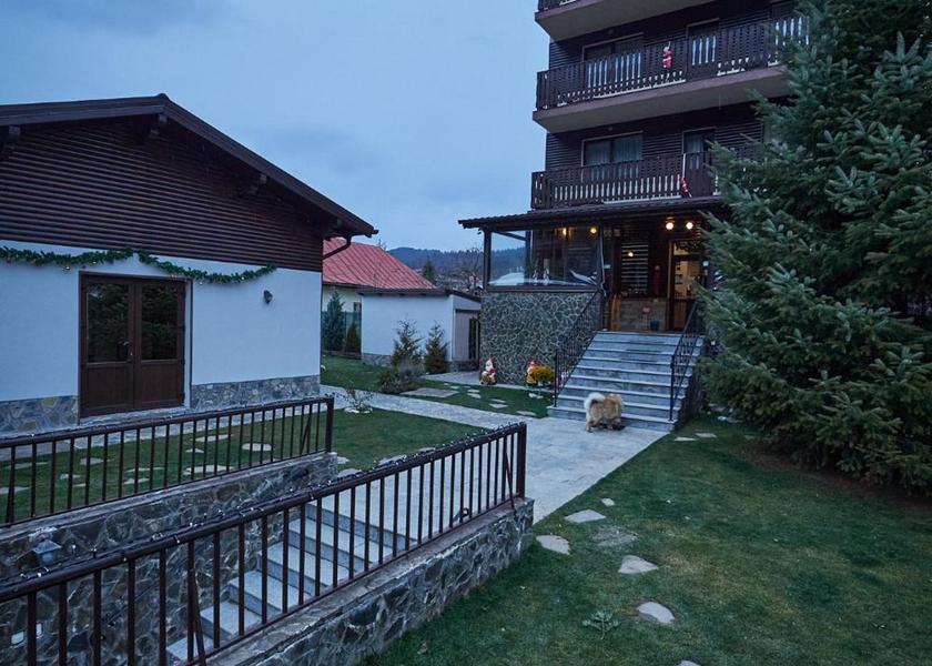 Prahova County Azuga Exterior view