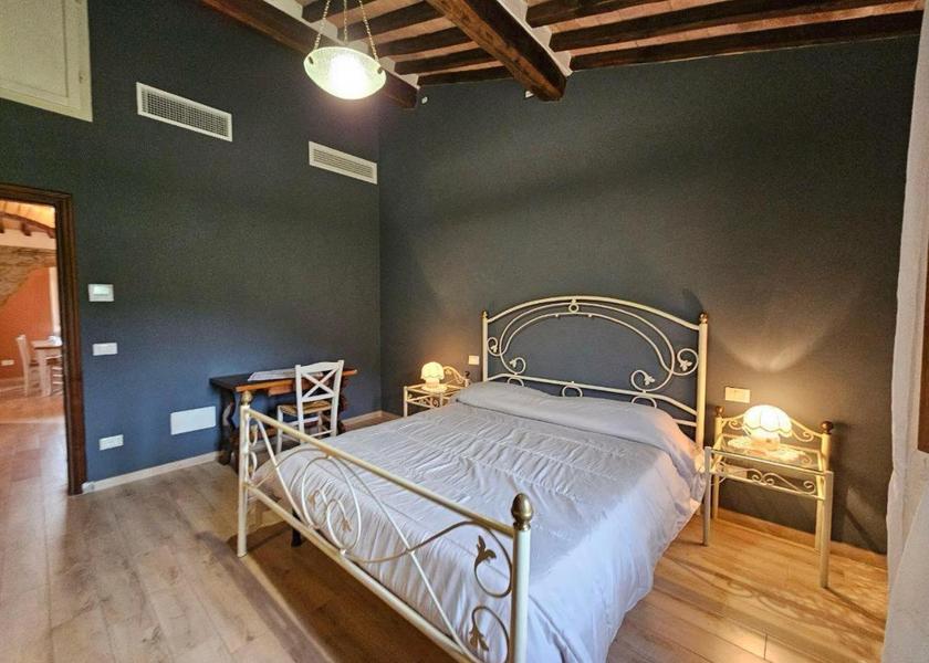 Tuscany San Giuliano Terme Double Room with Private Bathroom