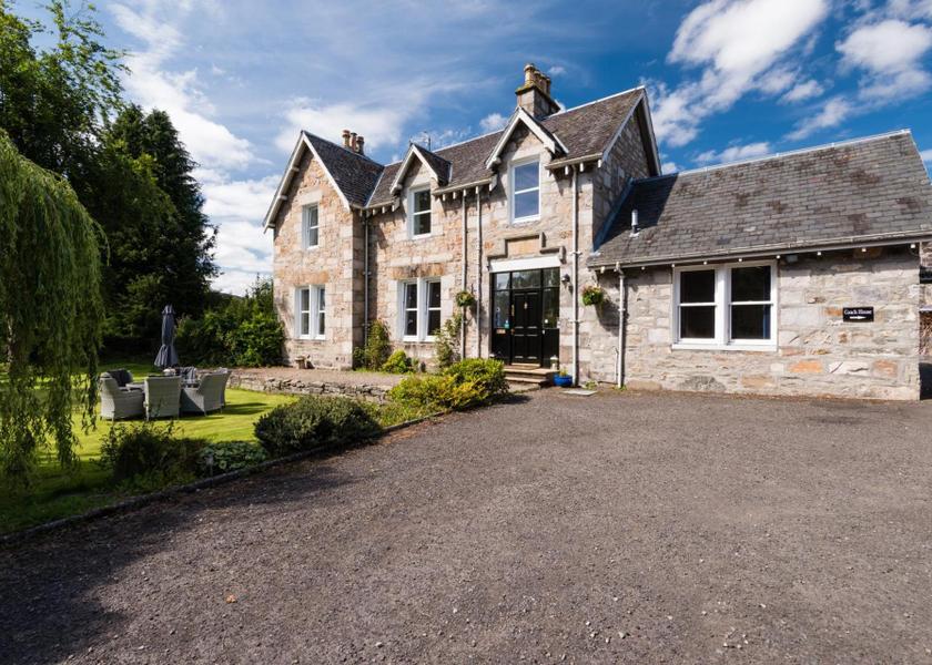 Scotland Pitlochry Entrance