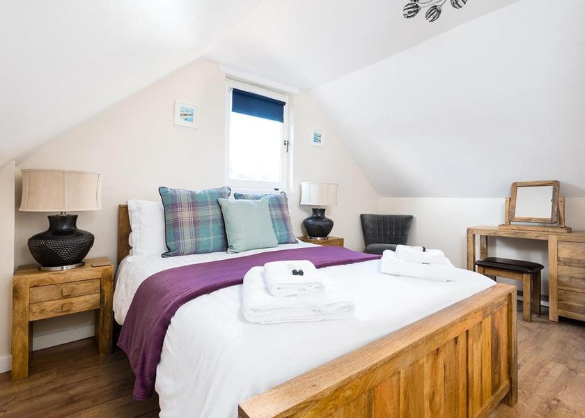 Scotland Pitlochry Two-Bedroom Cottage