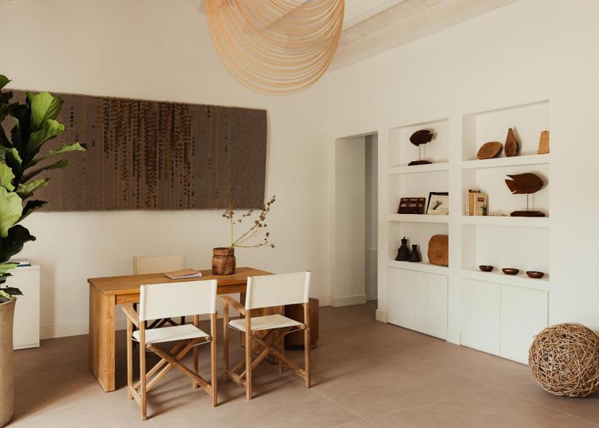 Sardinia Palau Facilities