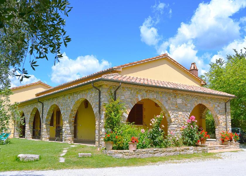 Tuscany Manciano Hotel Exterior