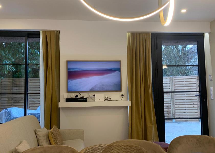 Île-de-France Coupvray Three-Bedroom House