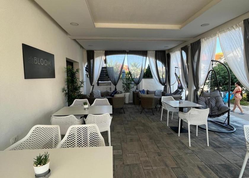 Zadar Vir Shared lounge/TV area