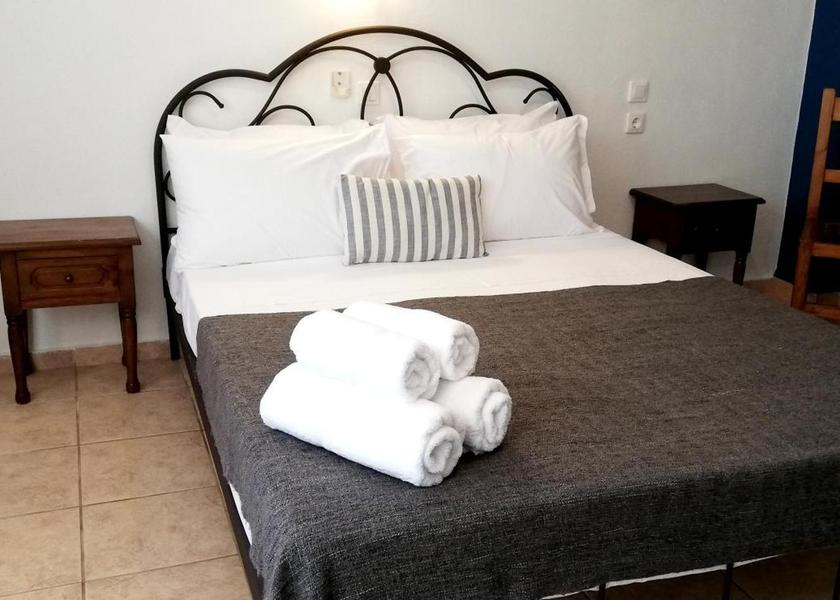Thessaly Skiathos Bed