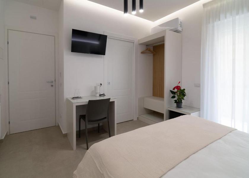 Sicily Caltanissetta Double Room with Private Bathroom