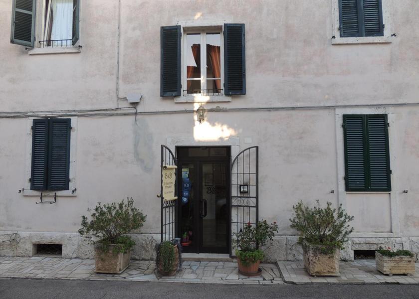 Tuscany Manciano Entrance